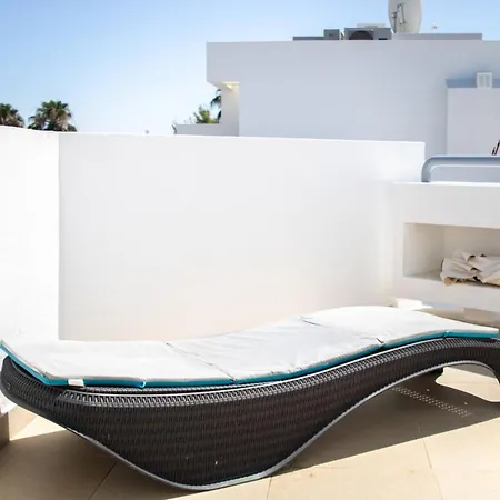 Happy - Sky No Golden Club Apartament