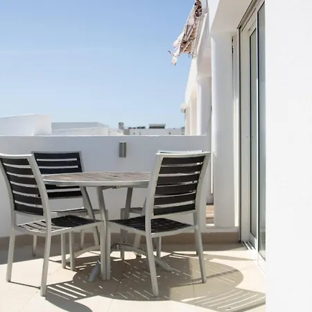 Happy - Sky No Golden Club *